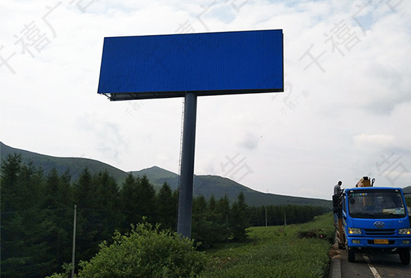 山東單立柱廣告塔
